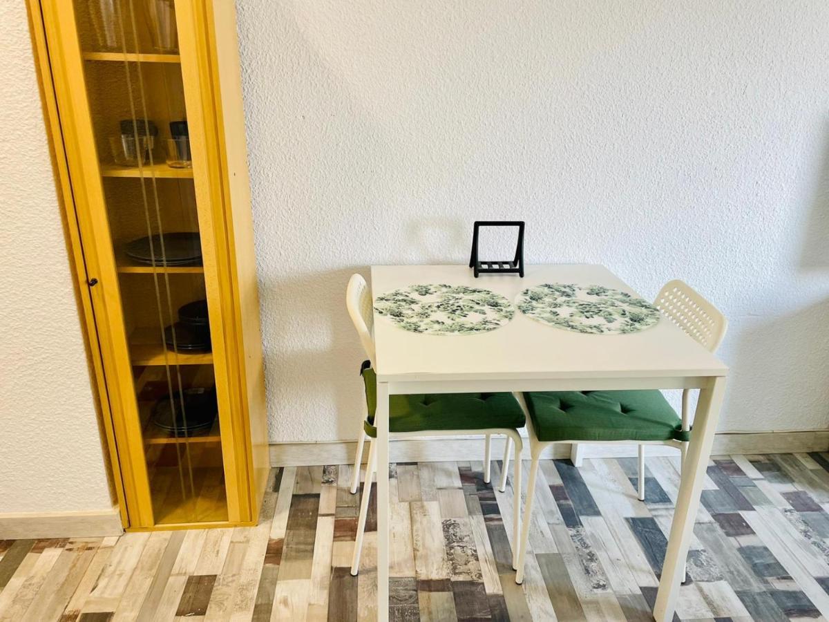 Confortable Estudio Con Terraza, Vistas A La Montana, Mar Y Mas Apartamento Torremolinos