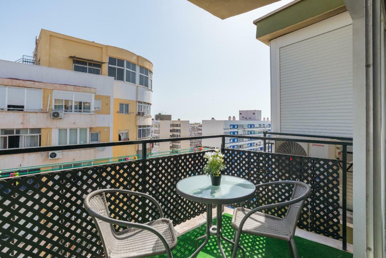 Confortable Estudio Con Terraza, Vistas A La Montana, Mar Y Mas Apartamento Torremolinos